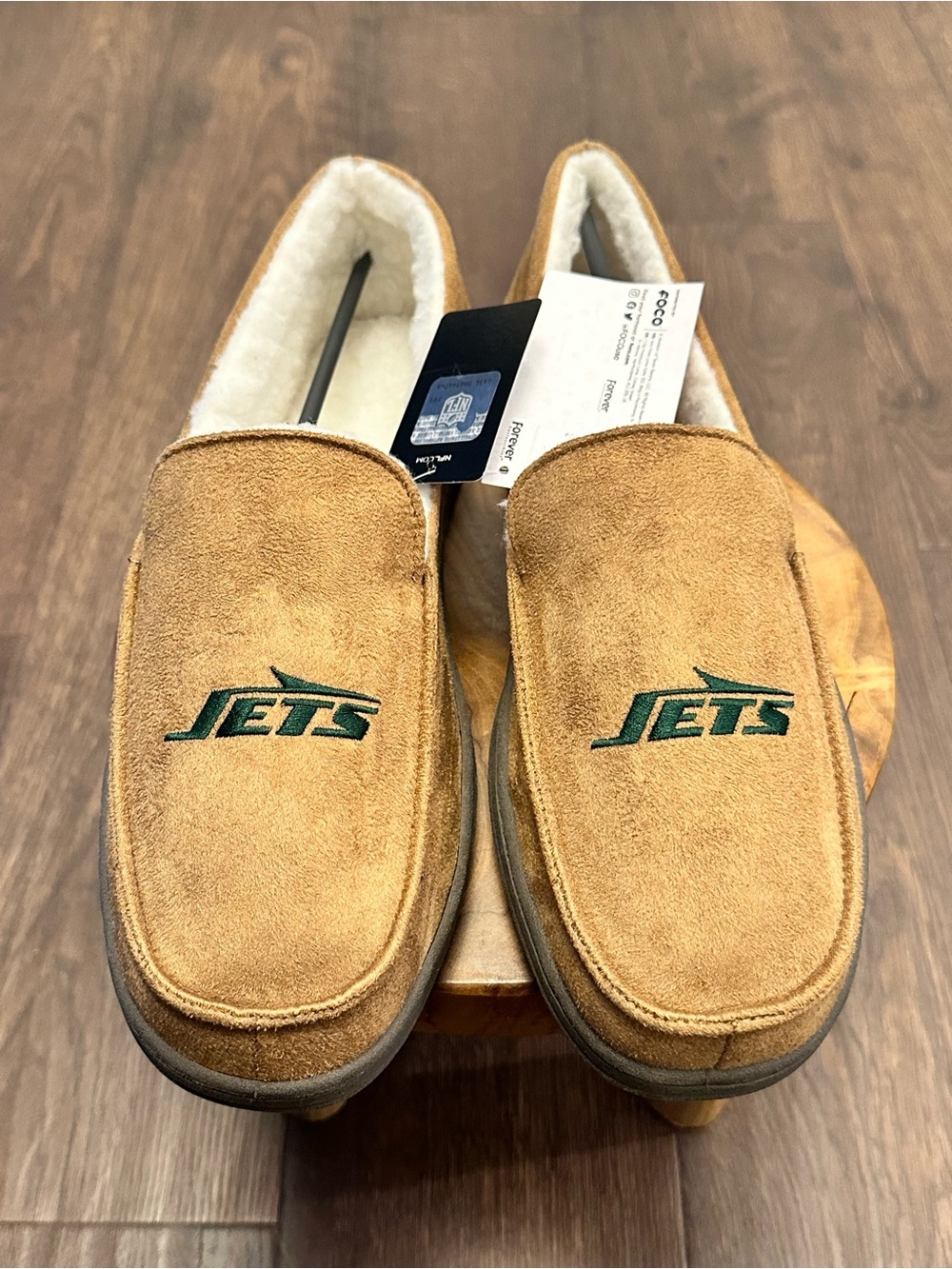 NFL New York Jets FOCO Beige Moccasin Slipper, Size XL (13-14)
